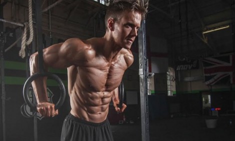 Η απόλυτη άσκηση για να χτίσεις το πάνω μέρος του σώματος