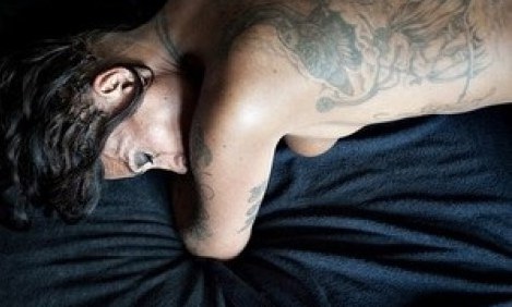 &Epsilon;&iota;&sigma;&beta;ά&lambda;&lambda;&omicron;&nu;&tau;&alpha;&sigmaf; &sigma;&tau;&eta; &zeta;&omega;ή &mu;&iota;&alpha;&sigmaf; &pi;ό&rho;&nu;&eta;&sigmaf;! (&Phi;&Omega;&Tau;&Omicron;)