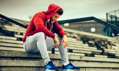 &Kappa;&alpha;&tau;ά&theta;&lambda;&iota;&psi;&eta;: &Eta; ύ&pi;&omicron;&upsilon;&lambda;&eta; &epsilon;&pi;ί&pi;&tau;&omega;&sigma;&eta; &gamma;&iota;&alpha; ό&sigma;&omicron;&upsilon;&sigmaf; &laquo;&kappa;ό&beta;&omicron;&upsilon;&nu;&raquo; &tau;&eta;&nu; &pi;&rho;&omicron;&pi;ό&nu;&eta;&sigma;&eta;