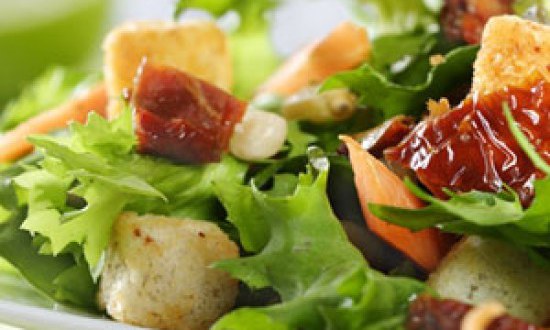 Προσθεσε πρωτεΐνη στη σαλατα σου