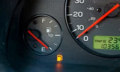 &Pi;ό&sigma;&alpha; &chi;&iota;&lambda;&iota;ό&mu;&epsilon;&tau;&rho;&alpha; &mu;&pi;&omicron;&rho;&epsilon;ί &nu;&alpha; &pi;ά&epsilon;&iota; &tau;&omicron; &alpha;&upsilon;&tau;&omicron;&kappa;ί&nu;&eta;&tau;&omicron; &sigma;&omicron;&upsilon; &mu;&epsilon; &rho;&epsilon;&zeta;έ&rho;&beta;&alpha;;