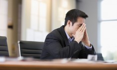 &Tau;&iota; &epsilon;ί&nu;&alpha;&iota; &tau;&omicron; &sigma;ύ&nu;&delta;&rho;&omicron;&mu;&omicron; burnout &kappa;&alpha;&iota; &gamma;&iota;&alpha; &pi;&omicron;&iota;&omicron;&iota; &kappa;&iota;&nu;&delta;&upsilon;&nu;&epsilon;ύ&omicron;&upsilon;&nu;;