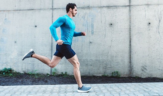 &Mu;ά&theta;&epsilon; &tau;&iota; &sigma;&omicron;&upsilon; &chi;&alpha;&rho;ί&zeta;&omicron;&upsilon;&nu; 30 &lambda;&epsilon;&pi;&tau;ά &tau;&rho;έ&xi;&iota;&mu;&omicron;!