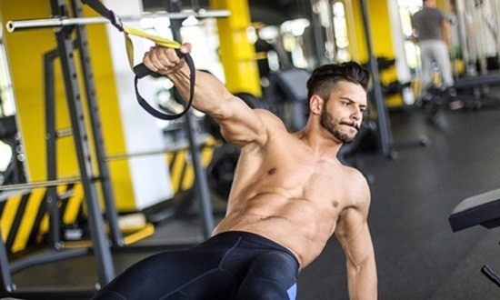 &Gamma;&upsilon;&mu;&nu;ά&zeta;&omicron;&nu;&tau;&alpha;&sigmaf; &omicron;&lambda;ό&kappa;&lambda;&eta;&rho;&omicron; &tau;&omicron; &sigma;ώ&mu;&alpha; &mu;&epsilon; έ&nu;&alpha;&nu; &iota;&mu;ά&nu;&tau;&alpha; TRX