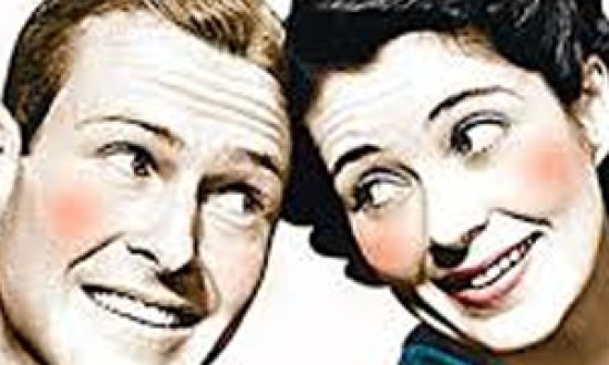 8 τρόποι για να κρατήσετε τις ρυτίδες μακριά