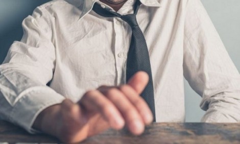 &Alpha;&upsilon;&nu;&alpha;&nu;&iota;&sigma;&tau;&epsilon;ί&tau;&epsilon;, &kappa;ά&nu;&epsilon;&iota; &kappa;&alpha;&lambda;ό!