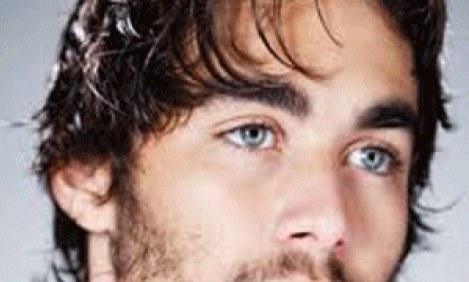 &Mu;ό&nu;&omicron; &gamma;&iota;&alpha; ά&nu;&tau;&rho;&epsilon;&sigmaf; ... &Tau;&alpha; 4 &Mu;&epsilon;&gamma;&alpha;&lambda;ύ&tau;&epsilon;&rho;&alpha; &lambda;ά&theta;&eta; &pi;&epsilon;&rho;&iota;&pi;&omicron;ί&eta;&sigma;&eta;&sigmaf; !