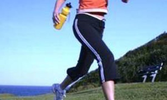 ΦΟΡΩΝΤΑΣ ΠΑΠΟΥΤΣΙΑ ΤΟ ΤΡΕΞΙΜΟ ΕΙΝΑΙ ΠΕΡΙΣΣΟΤΕΡΟ ΑΠΟΤΕΛΕΣΜΑΤΙΚΟ ΣΕ ΣΧΕΣΗ ΜΕ ΤΟ ΞΥΠΟΛΗΤΟ ΤΡΕΞΙΜΟ