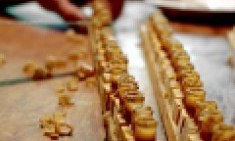 &Pi;&omicron;&iota;&omicron;&iota; &pi;&rho;έ&pi;&epsilon;&iota; &nu;&alpha; &tau;&rho;ώ&nu;&epsilon; &beta;&alpha;&sigma;&iota;&lambda;&iota;&kappa;ό &pi;&omicron;&lambda;&tau;ό;