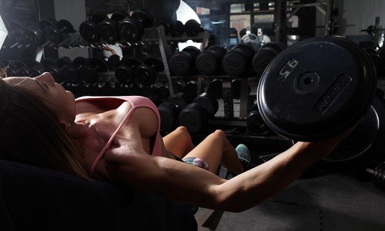 &Eta; &sigma;&kappa;&lambda;&eta;&rho;ή &kappa;&alpha;&theta;&eta;&mu;&epsilon;&rho;&iota;&nu;ό&tau;&eta;&tau;&alpha; &mu;&iota;&alpha;&sigmaf; &Epsilon;&lambda;&lambda;&eta;&nu;ί&delta;&alpha;&sigmaf; bodybuilder!