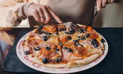 &Mu;&epsilon; &pi;ό&sigma;&eta; &gamma;&upsilon;&mu;&nu;&alpha;&sigma;&tau;&iota;&kappa;ή &mu;&pi;&omicron;&rho;&epsilon;ί&sigmaf; &nu;&alpha; &laquo;&kappa;ά&psi;&epsilon;&iota;&sigmaf;&raquo; &sigma;&omicron;&upsilon;&beta;&lambda;ά&kappa;&iota;&alpha;, &pi;ί&tau;&sigma;&epsilon;&sigmaf; &kappa;&alpha;&iota; &mu;&pi;έ&rho;&gamma;&kappa;&epsilon;&rho;;