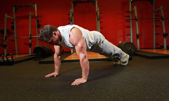 9 &pi;&alpha;&rho;&alpha;&lambda;&lambda;&alpha;&gamma;έ&sigmaf; &tau;&omega;&nu; push ups &gamma;&iota;&alpha; &pi;&iota;&omicron; &delta;&upsilon;&nu;&alpha;&tau;ή &pi;&rho;&omicron;&pi;ό&nu;&eta;&sigma;&eta;!