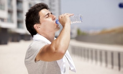 Ποια προβλήματα υγείας δημιουργεί η αφυδάτωση;