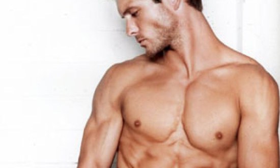 Χτίστε μύες και στο... σπίτι - 5 super ασκήσεις!!!