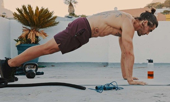 &Eta; ά&sigma;&kappa;&eta;&sigma;&eta; &pi;&omicron;&upsilon; &kappa;&rho;&alpha;&tau;ά &tau;&omicron; &sigma;ώ&mu;&alpha; &nu;έ&omicron;