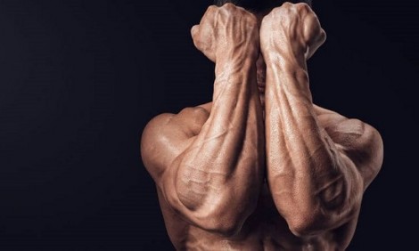 «Παίξε» λίγο με τους πήχεις σου!