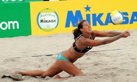 Παίξε beach volley και «κάψε» τα πάντα!