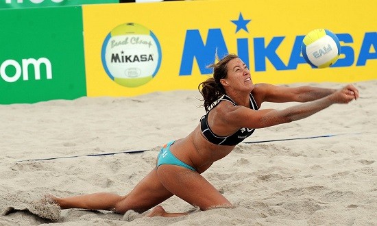 &Pi;&alpha;ί&xi;&epsilon; beach volley &kappa;&alpha;&iota; &laquo;&kappa;ά&psi;&epsilon;&raquo; &tau;&alpha; &pi;ά&nu;&tau;&alpha;!
