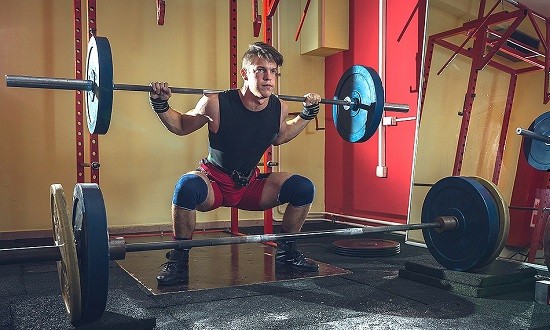 &Omicron;&iota; &sigma;&upsilon;&mu;&beta;&omicron;&upsilon;&lambda;έ&sigmaf; &gamma;&iota;&alpha; &nu;&alpha; &kappa;ά&nu;&epsilon;&iota;&sigmaf; &tau;&omicron; back squat &sigma;&alpha;&nu; &alpha;&lambda;&eta;&theta;&iota;&nu;ό&sigmaf; Ά&tau;&lambda;&alpha;&sigmaf;