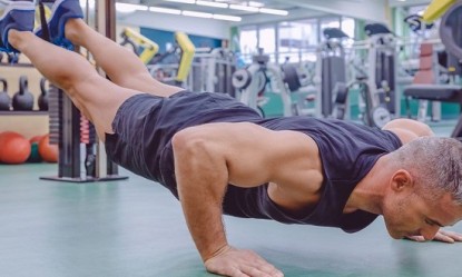 &Pi;ώ&sigmaf; &theta;&alpha; &mu;&epsilon;ί&nu;&omicron;&upsilon;&mu;&epsilon; &gamma;&iota;&alpha; &pi;ά&nu;&tau;&alpha; &nu;έ&omicron;&iota;; &Eta; ά&sigma;&kappa;&eta;&sigma;&eta; &pi;&omicron;&upsilon; &laquo;&nu;&iota;&kappa;ά&raquo; &tau;&omicron;&nu; &chi;&rho;ό&nu;&omicron;