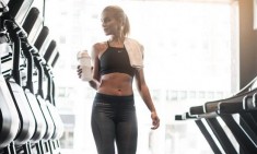 &Mu;ά&chi;&eta;&hellip; &kappa;&omicron;&iota;&lambda;&iota;&alpha;&kappa;ώ&nu; &gamma;&iota;&alpha; 300 &epsilon;&kappa;&alpha;&tau;. &epsilon;&upsilon;&rho;ώ!