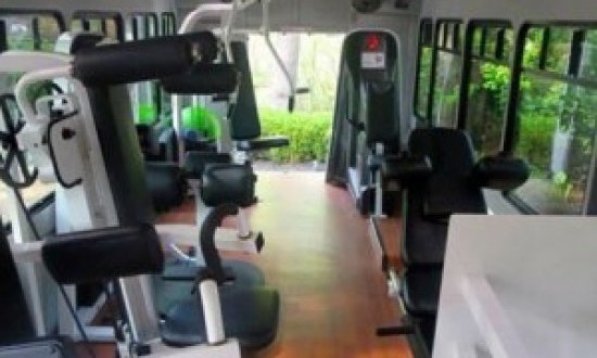 Aπίστευτο γυμναστήριο εν… κινήσει! (photos)