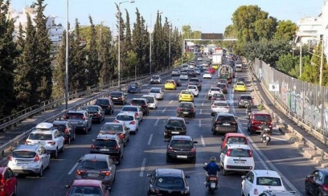 &Delta;&epsilon;&nu; &alpha;&phi;ή&nu;&epsilon;&iota; &mu;&epsilon; &tau;ί&pi;&omicron;&tau;&alpha; &tau;&omicron; &alpha;&upsilon;&tau;&omicron;&kappa;ί&nu;&eta;&tau;&omicron; &tau;&omicron;&upsilon; &omicron; &Epsilon;&lambda;&lambda;&eta;&nu;&alpha;&sigmaf;!