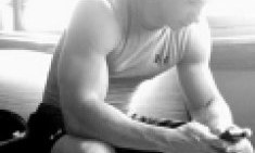 &Chi;&rho;ή&sigma;&iota;&mu;&epsilon;&sigmaf; fitness &epsilon;&phi;&alpha;&rho;&mu;&omicron;&gamma;έ&sigmaf; &gamma;&iota;&alpha; &tau;&omicron; iPhone &sigma;&alpha;&sigmaf;
