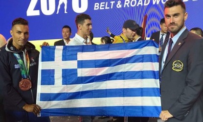 &Mu;&epsilon; &chi;ά&lambda;&kappa;&iota;&nu;&omicron; &mu;&epsilon;&tau;ά&lambda;&lambda;&iota;&omicron; &epsilon;&pi;έ&sigma;&tau;&rho;&epsilon;&psi;&epsilon; &alpha;&pi;ό &Pi;&alpha;&gamma;&kappa;ό&sigma;&mu;&iota;&omicron; &Kappa;ύ&pi;&epsilon;&lambda;&lambda;&omicron; &sigma;&tau;&eta;&nu; &Kappa;ί&nu;&alpha; &omicron; &Sigma;&pi;ύ&rho;&omicron;&sigmaf; &Kappa;&epsilon;&phi;&alpha;&lambda;&omega;&nu;ί&tau;&eta;&sigmaf;!