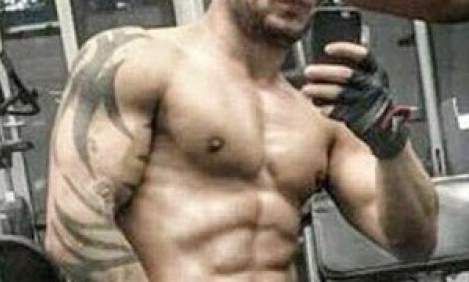 &Psi;ά&chi;&nu;&omicron;&upsilon;&nu; &sigma;&tau;&eta;&nu; &Epsilon;&lambda;&lambda;ά&delta;&alpha; &gamma;&iota;&alpha; &tau;&omicron;&nu; &Sigma;ύ&rho;&omicron; &pi;&rho;ό&sigma;&phi;&upsilon;&gamma;&alpha; &kappa;&alpha;&iota; &tau;&eta;&nu; &Epsilon;&lambda;&beta;&epsilon;&tau;ί&delta;&alpha; kickboxer