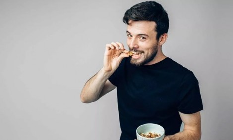 &Omicron; &alpha;&phi;&rho;&omicron;&delta;&iota;&sigma;&iota;&alpha;&kappa;ό&sigmaf; &kappa;&alpha;&rho;&pi;ό&sigmaf; &pi;&omicron;&upsilon; &delta;&upsilon;&nu;&alpha;&mu;ώ&nu;&epsilon;&iota; &tau;&omicron; &sigma;&pi;έ&rho;&mu;&alpha; &kappa;&alpha;&iota; &tau;&eta;&nu; &kappa;&alpha;&rho;&delta;&iota;ά