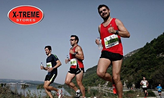 &Tau;&alpha; X-&Tau;reme Stores &chi;&omicron;&rho;&eta;&gamma;ό&sigmaf; &alpha;&theta;&lambda;&eta;&tau;&iota;&kappa;ή&sigmaf; &tau;&rho;&omicron;&phi;&omicron;&delta;&omicron;&sigma;ί&alpha;&sigmaf; &kappa;&alpha;&iota; &epsilon;&nu;έ&rho;&gamma;&epsilon;&iota;&alpha;&sigmaf; &tau;&omicron;&upsilon; Ioannina Lake Run