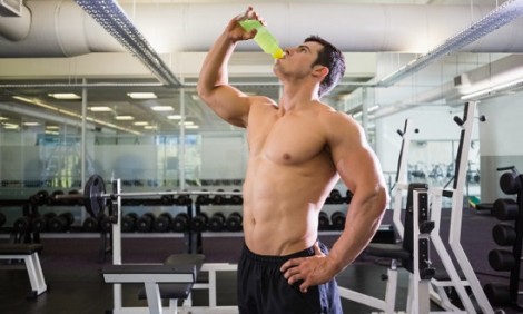 Το ιδανικό ρόφημα μετά το γυμναστήριο και δεν είναι το νερό