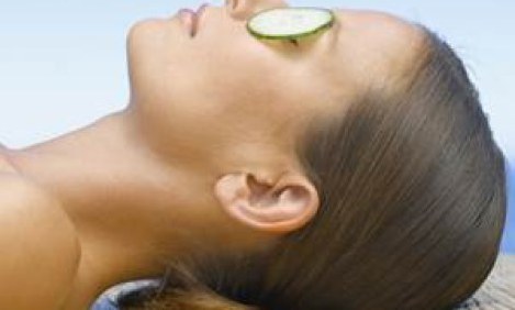 &Delta;&iota;ώ&xi;&epsilon; &tau;&omicron;&upsilon;&sigmaf; &Mu;&alpha;ύ&rho;&omicron;&upsilon;&sigmaf; &Kappa;ύ&kappa;&lambda;&omicron;&upsilon;&sigmaf;