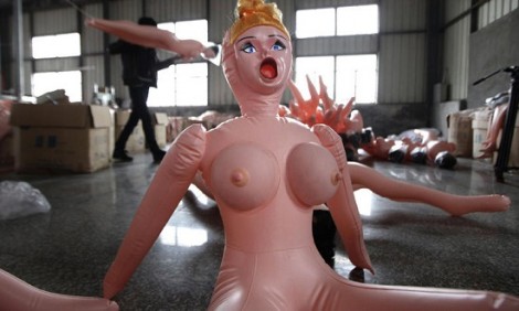 Οι κούκλες του σεξ είναι πιο δημοφιλείς από τις γυναίκες σε οίκο ανοχής