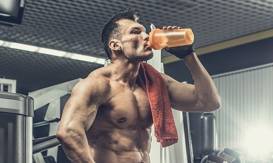 &Omicron;&iota; &delta;&upsilon;&omicron; &omicron;&mu;ά&delta;&epsilon;&sigmaf; &alpha;&mu;&iota;&nu;&omicron;&xi;έ&omega;&nu; &kappa;&alpha;&iota; &eta; &sigma;&eta;&mu;&alpha;&sigma;ί&alpha; &tau;&omicron;&upsilon;&sigmaf; &sigma;&tau;&omicron; bodybuilding