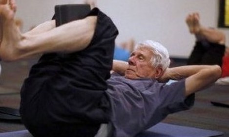 Fitness &gamma;&iota;&alpha; &kappa;ά&theta;&epsilon; &eta;&lambda;&iota;&kappa;ί&alpha;