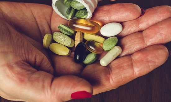 &Tau;&alpha; &sigma;&upsilon;&mu;&pi;&lambda;&eta;&rho;ώ&mu;&alpha;&tau;&alpha; &delta;&iota;&alpha;&tau;&rho;&omicron;&phi;ή&sigmaf; &pi;&omicron;&upsilon; έ&chi;&omicron;&upsilon;&mu;&epsilon; &alpha;&nu;ά&gamma;&kappa;&eta; &mu;&epsilon;&tau;ά &tau;&alpha; 50