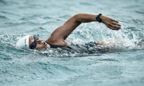 Τι να κάνεις για να καις πιο πολύ λίπος όταν κολυμπάς
