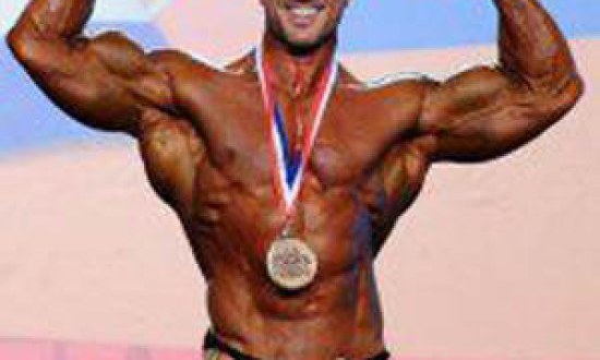 &Alpha;&Pi;&Omicron;&Kappa;&Lambda;&Epsilon;&Iota;&Sigma;&Tau;&Iota;&Kappa;&Eta; &sigma;&upsilon;&nu;έ&nu;&tau;&epsilon;&upsilon;&xi;&eta; &tau;&omicron;&upsilon; "&chi;ά&lambda;&kappa;&iota;&nu;&omicron;&upsilon;" &Gamma;&rho;&eta;&gamma;ό&rho;&eta; &Kappa;&alpha;&rho;&alpha;&gamma;&iota;ά&nu;&nu;&eta; &sigma;&tau;&omicron; Arnold Amateur Classic Europe 2012