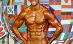 &Omicron; &laquo;&Pi;&alpha;&gamma;&kappa;ό&sigma;&mu;&iota;&omicron;&sigmaf;&raquo; &Mu;&iota;&chi;ά&lambda;&eta;&sigmaf; &Mu;&alpha;&kappa;&rho;ά&kappa;&eta;&sigmaf; &sigma;&tau;&omicron; iFitnessbook.com!