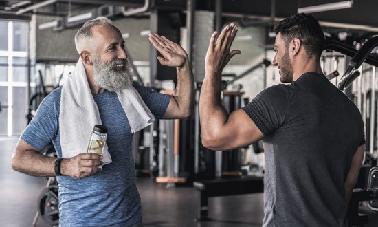 &Pi;ό&sigma;&alpha; &chi;&rho;ό&nu;&iota;&alpha; &pi;&alpha;&rho;&alpha;&pi;ά&nu;&omega; &theta;&alpha; &zeta;ή&sigma;&epsilon;&tau;&epsilon; &alpha;&nu; &gamma;&upsilon;&mu;&nu;ά&zeta;&epsilon;&sigma;&tau;&epsilon; 15 &lambda;&epsilon;&pi;&tau;ά &tau;&eta; &mu;έ&rho;&alpha;;