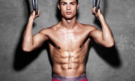 &Kappa;&omicron;&nu;&tau;&rho;ά&rho;&epsilon;&iota;... &Sigma;&pi;&alpha;&lambda;&iota;ά&rho;&alpha; &omicron; &Rho;&omicron;&nu;ά&lambda;&nu;&tau;&omicron;! (photos)