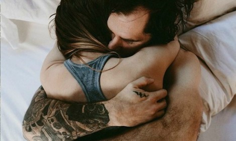 &Tau;&alpha; &pi;&iota;&omicron; &kappa;&omicron;&iota;&nu;ά &sigma;&epsilon;&xi;&omicron;&upsilon;&alpha;&lambda;&iota;&kappa;ά &pi;&rho;&omicron;&beta;&lambda;ή&mu;&alpha;&tau;&alpha; &pi;&omicron;&upsilon; &alpha;&nu;&tau;&iota;&mu;&epsilon;&tau;&omega;&pi;ί&zeta;&epsilon;&iota; &kappa;ά&theta;&epsilon; &zeta;&epsilon;&upsilon;&gamma;ά&rho;&iota;