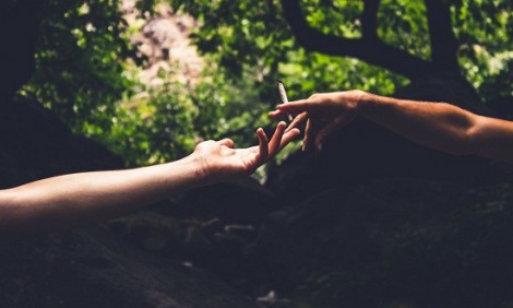 &Eta; &epsilon;&pi;&iota;&sigma;&tau;ή&mu;&eta; &epsilon;&xi;&eta;&gamma;&epsilon;ί &gamma;&iota;&alpha;&tau;ί &kappa;ά&nu;&omicron;&upsilon;&nu; &pi;&iota;&omicron; &pi;&omicron;&lambda;ύ &sigma;&epsilon;&xi; ό&sigma;&omicron;&iota; έ&chi;&omicron;&upsilon;&nu; &pi;ά&rho;&epsilon;-&delta;ώ&sigma;&epsilon; &mu;&epsilon; &tau;&eta;&nu; &kappa;ά&nu;&nu;&alpha;&beta;&eta;