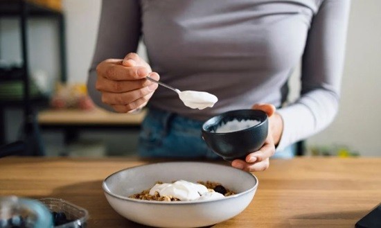 &Pi;&rho;&omicron;&sigma;&theta;έ&sigma;&tau;&epsilon; &alpha;&upsilon;&tau;ό &tau;&omicron; &sigma;&upsilon;&sigma;&tau;&alpha;&tau;&iota;&kappa;ό &sigma;&tau;&omicron; &gamma;&iota;&alpha;&omicron;ύ&rho;&tau;&iota; &sigma;&alpha;&sigmaf; &kappa;&alpha;&iota; &theta;&alpha; &mu;&alpha;&sigmaf; &theta;&upsilon;&mu;&eta;&theta;&epsilon;ί&tau;&epsilon;!