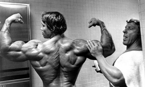 Τολμηρές σπάνιες λήψεις του Άρνολντ Σβαρτζενέγκερ 40 χρόνια πριν!