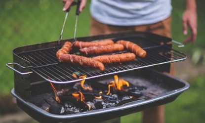 &Tau;&epsilon;&lambda;&iota;&kappa;ά &tau;&omicron; barbecue &delta;&epsilon;&nu; &epsilon;ί&nu;&alpha;&iota; ό&sigma;&omicron; &laquo;&alpha;&theta;ώ&omicron;&raquo; &nu;&omicron;&mu;ί&zeta;&omicron;&upsilon;&mu;&epsilon;!