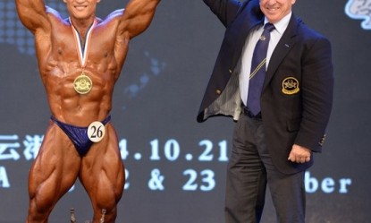 Έ&rho;&chi;&epsilon;&tau;&alpha;&iota; &tau;&omicron; &laquo;&kappa;&alpha;&upsilon;&tau;ό&raquo; &tau;&rho;&iota;ή&mu;&epsilon;&rho;&omicron; &tau;&eta;&sigmaf; IFBB - Ό&lambda;&epsilon;&sigmaf; &omicron;&iota; &lambda;&epsilon;&pi;&tau;&omicron;&mu;έ&rho;&epsilon;&iota;&epsilon;&sigmaf; &tau;&omega;&nu; &alpha;&gamma;ώ&nu;&omega;&nu;