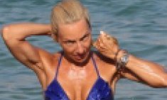 &Pi;&iota;&omicron; &gamma;&upsilon;&mu;&nu;&alpha;&sigma;&mu;έ&nu;&eta; &kappa;&alpha;&iota; &sigma;έ&xi;&iota; &alpha;&pi;ό &pi;&omicron;&tau;έ &eta; Έ&lambda;&epsilon;&nu;&alpha; &Tau;&sigma;&alpha;&beta;&alpha;&lambda;&iota;ά! (photos)